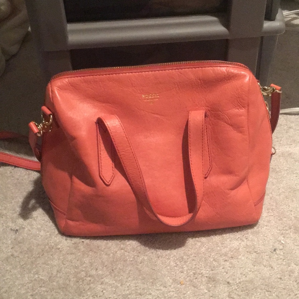 Coral fossil leather bag
